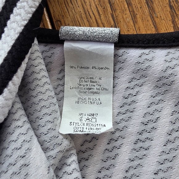 Chic Spaghetti Strap Black and White Geometric Dress - Picture 9 of 9